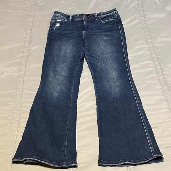 Women’s Flying Monkey Jeans - Picture 4 of 4